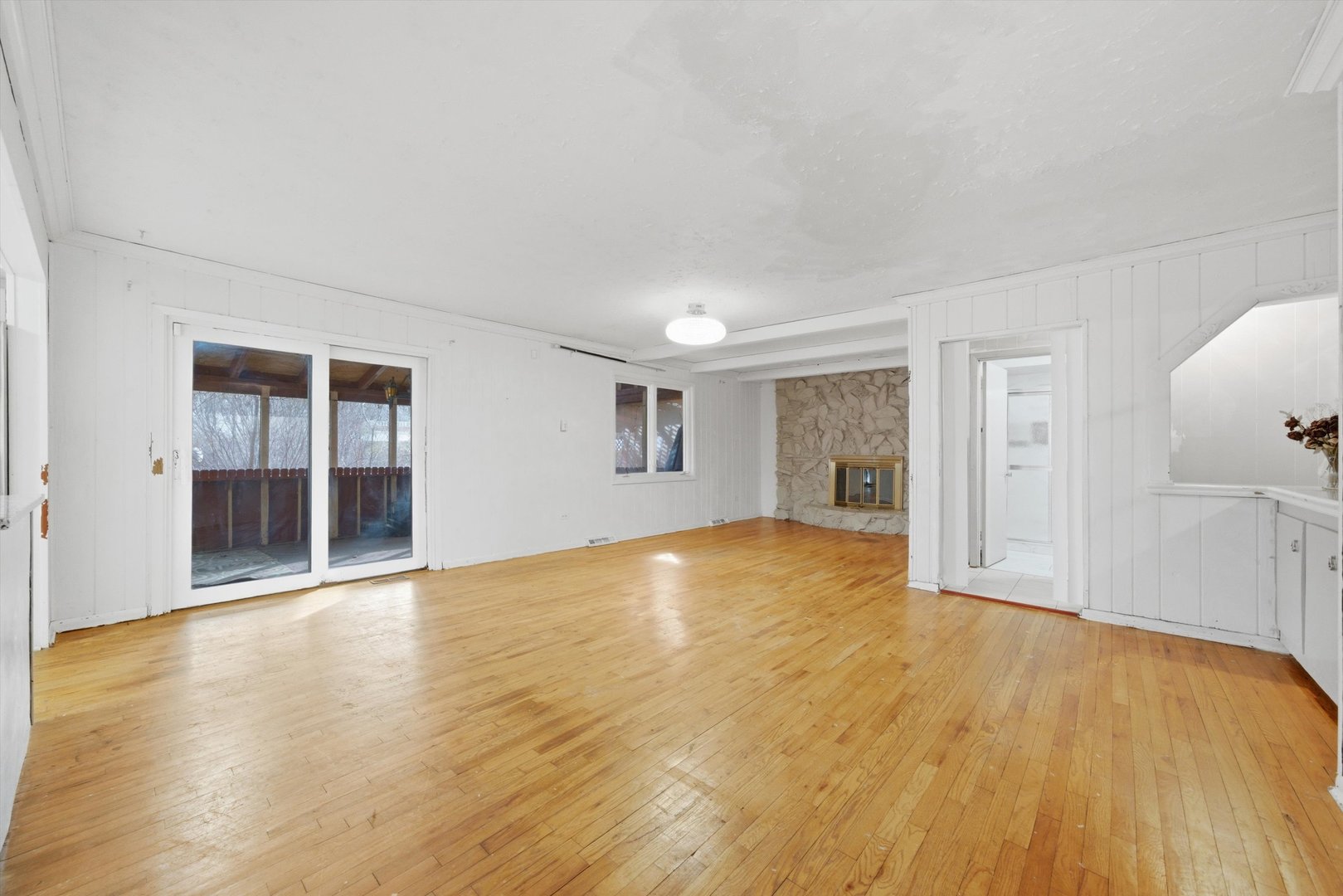 16861 Thackery Avenue, Oak Forest, IL 60452