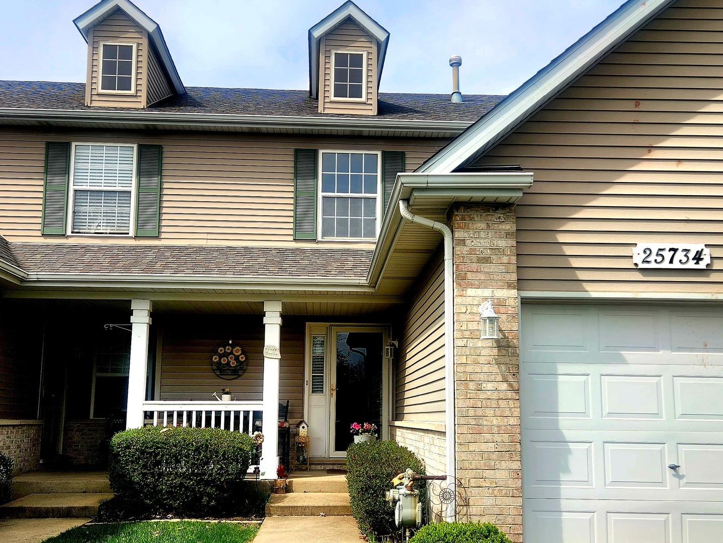 25734 S Bridle Path, Channahon, IL 60410