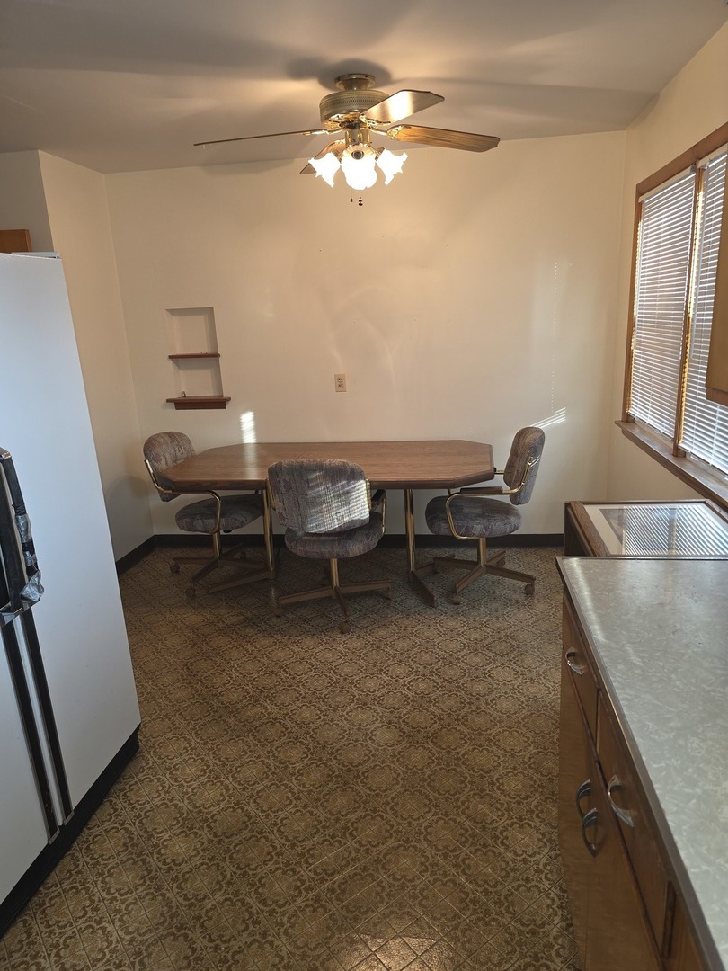 3522 Washington Street, Lansing, IL 60438