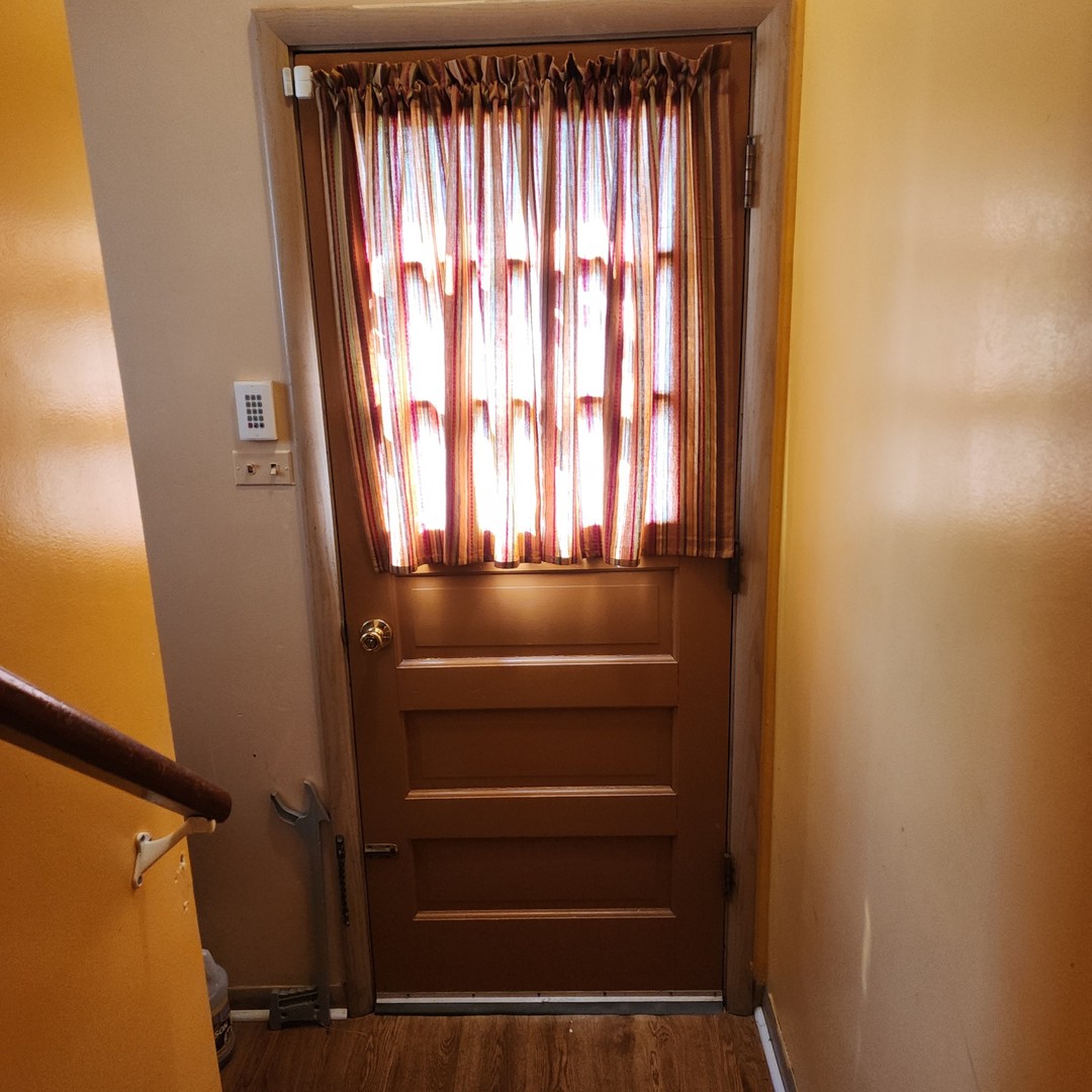 16646 Maryland Avenue, South Holland, IL 60473