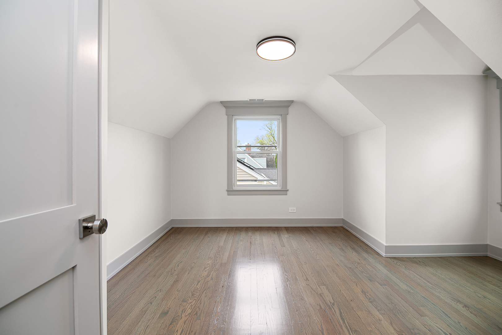 797 S Spring Road, Elmhurst, IL 60126