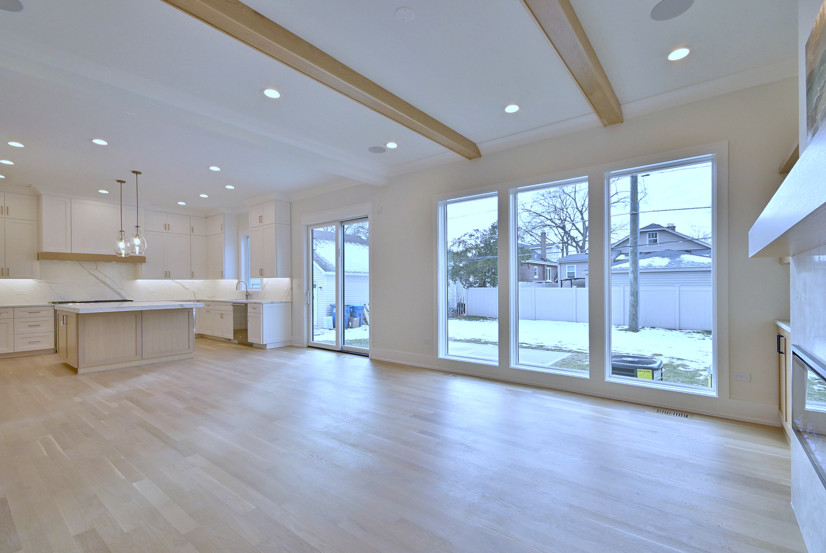 570 S Parkside Avenue, Elmhurst, IL 60126