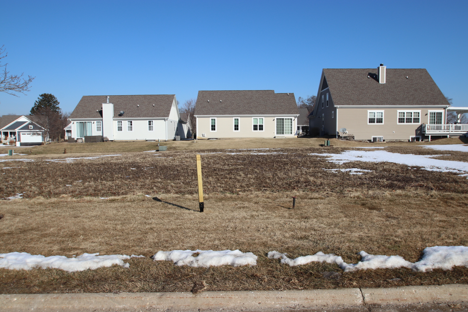 40441 N South Newport Drive, Antioch, IL 60002