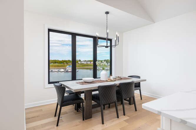 318 Leeward Way, Ottawa, IL 61350