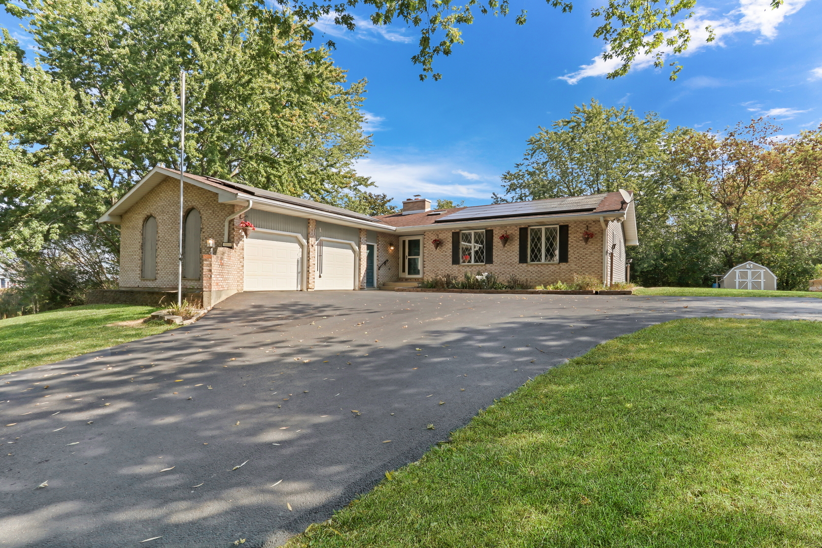 43411 N Lynn Dale Drive, Zion, IL 60099