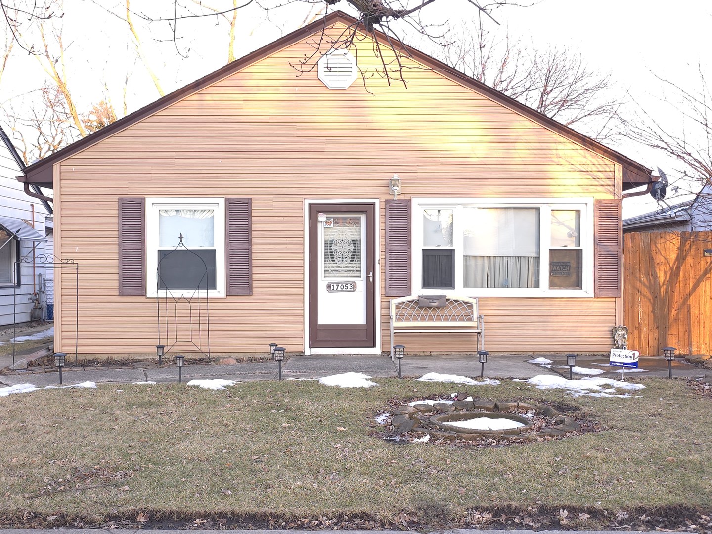 17053 Lorenz Avenue, Lansing, IL 60438