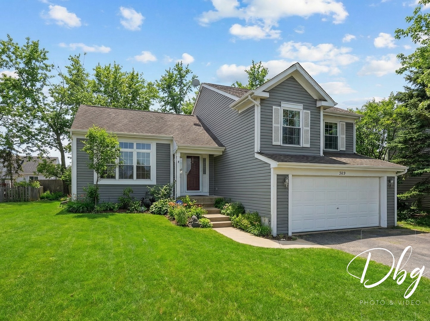 389 E Cherry Cove Lane, Round Lake Beach, IL 60073