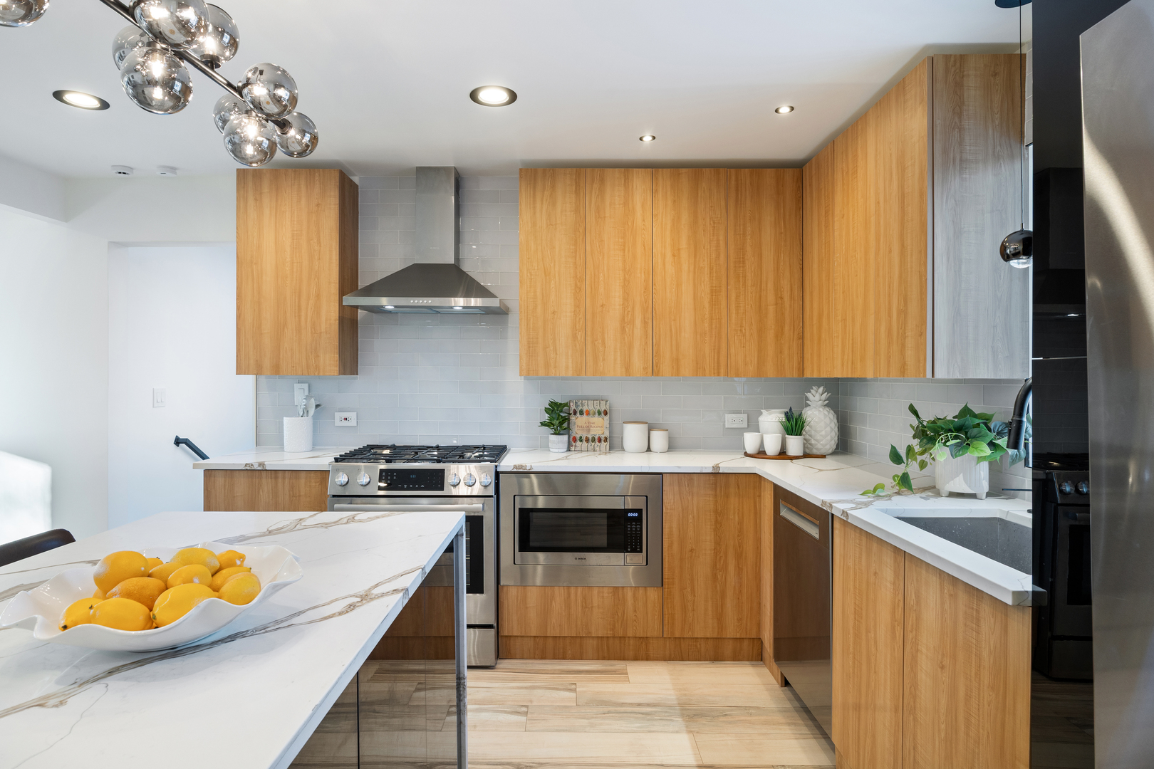 1809 Jefferson Avenue, Glenview, IL 60025