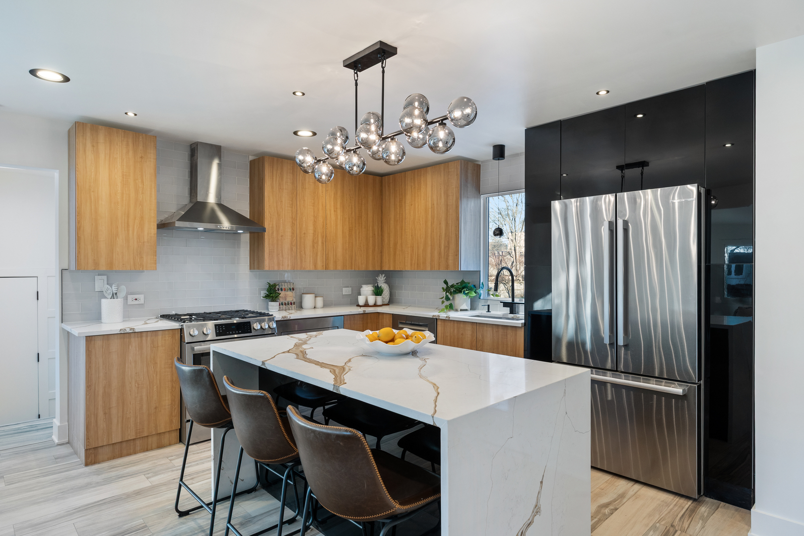 1809 Jefferson Avenue, Glenview, IL 60025