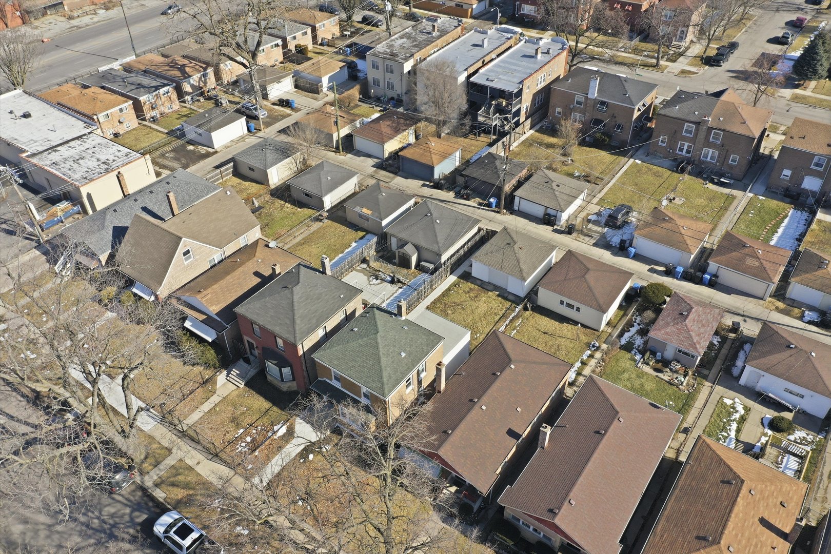 9527 S Woodlawn Avenue, Chicago, IL 60628