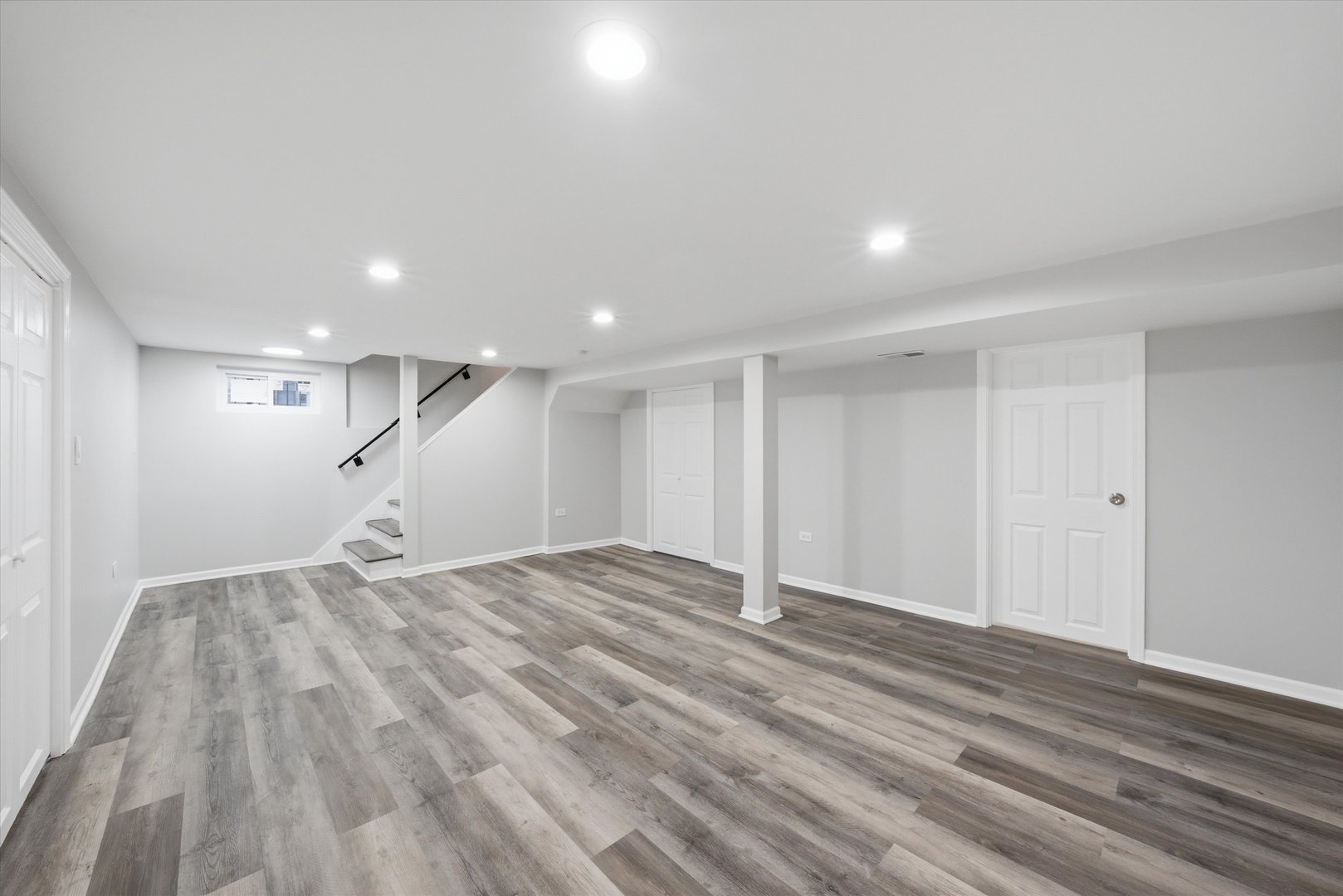 9527 S Woodlawn Avenue, Chicago, IL 60628