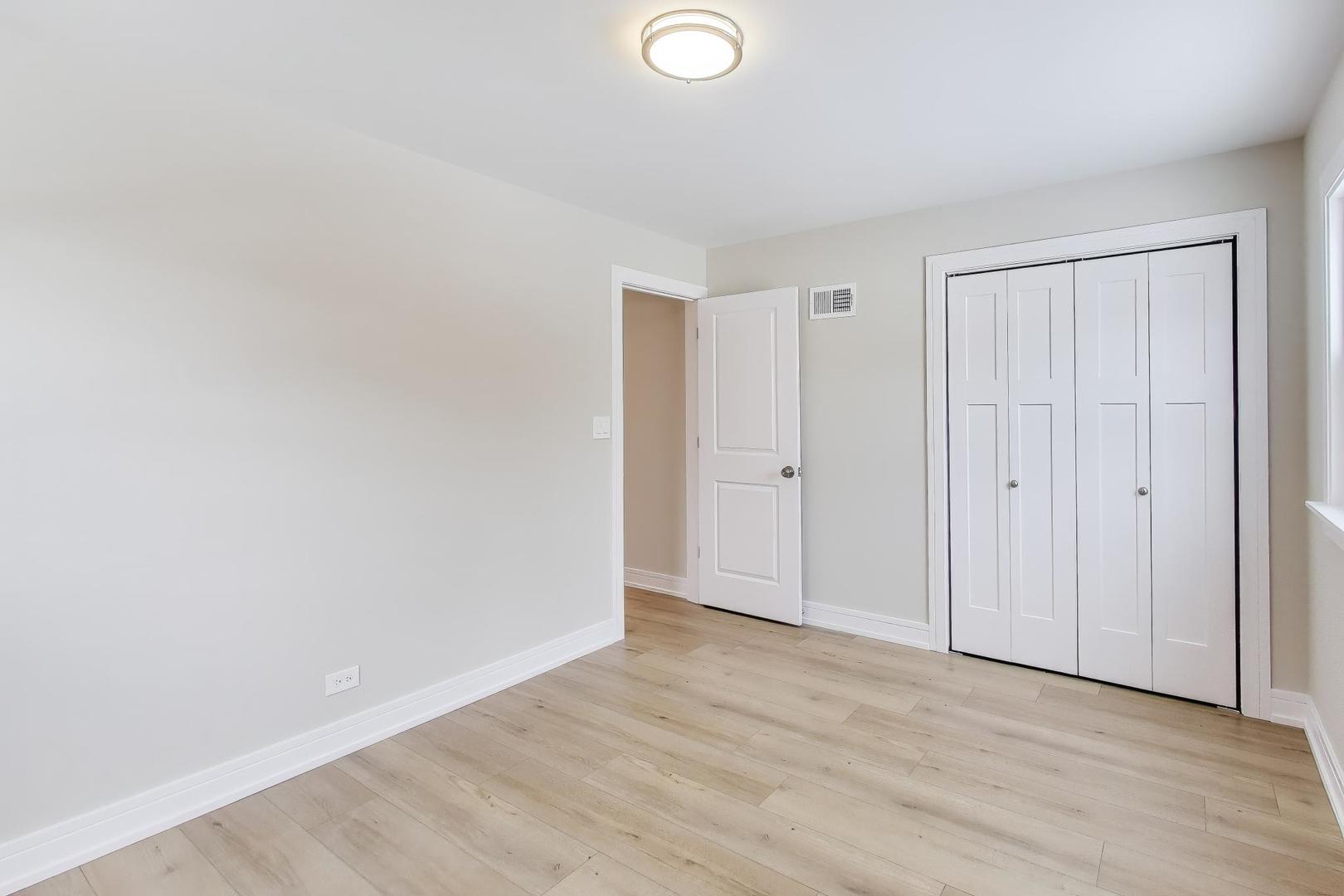 1421 Cynthia Avenue, Park Ridge, IL 60068