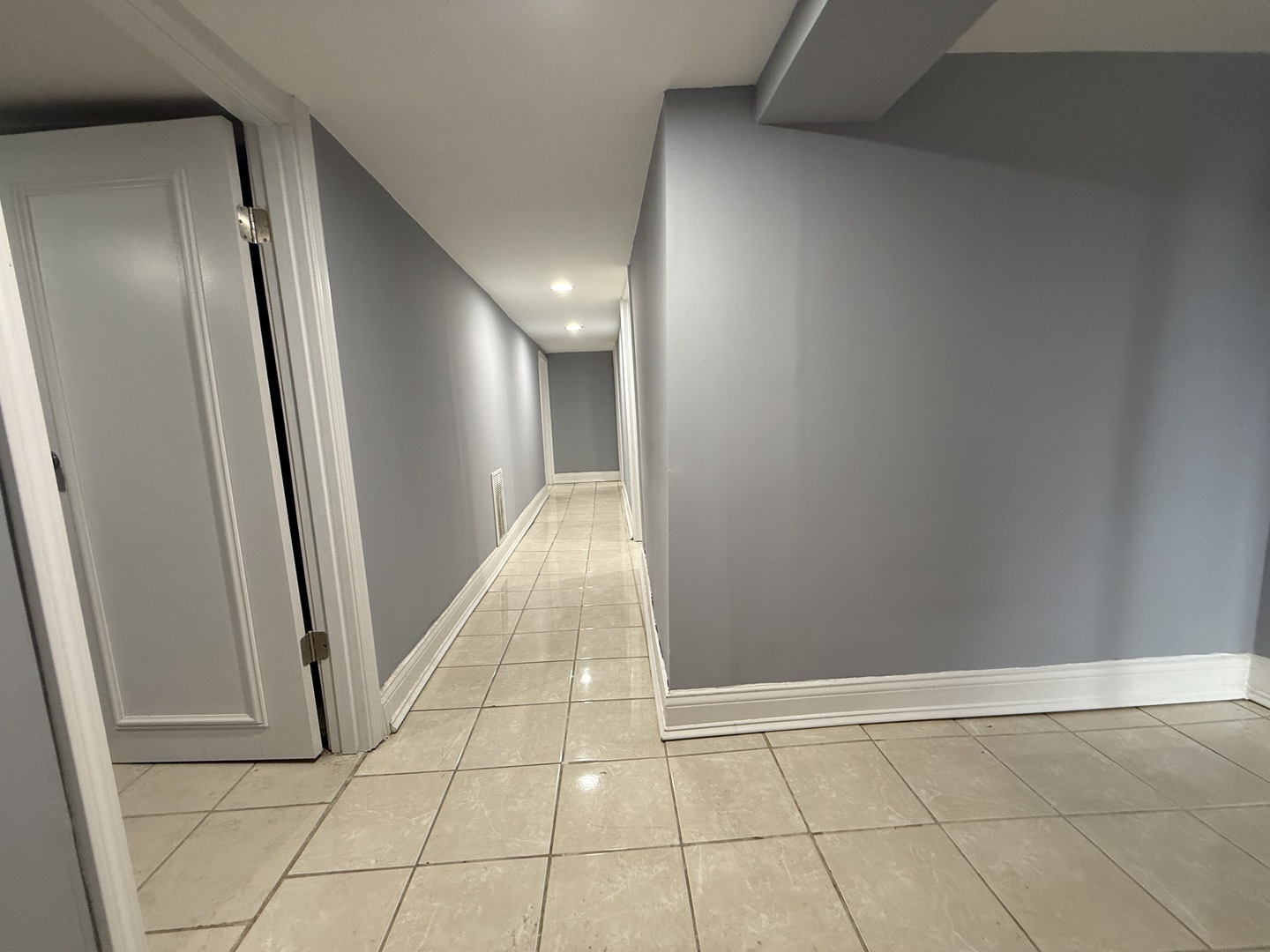 2133 W 71st Street, Chicago, IL 60636