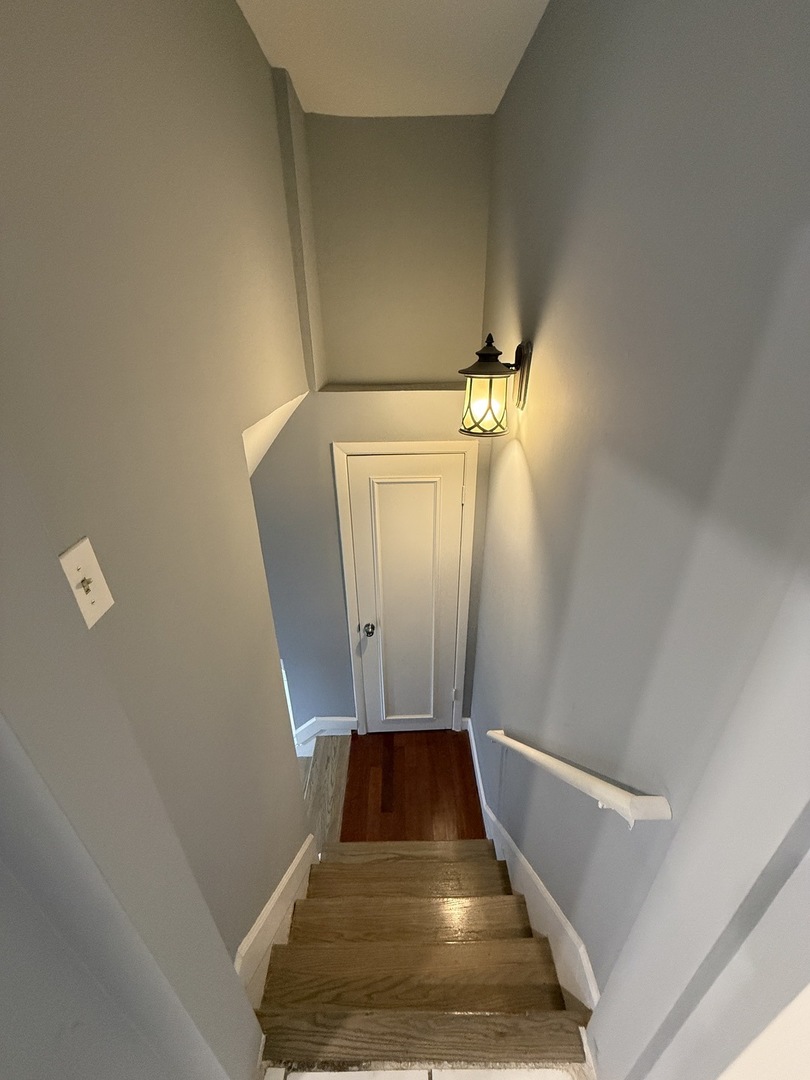 2133 W 71st Street, Chicago, IL 60636