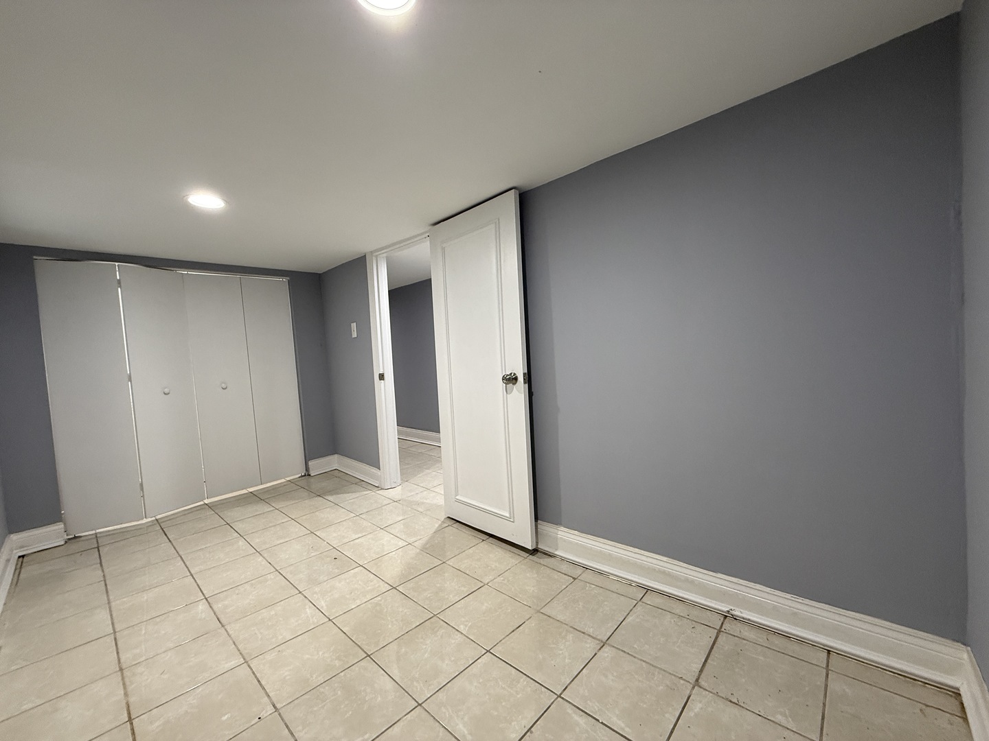 2133 W 71st Street, Chicago, IL 60636