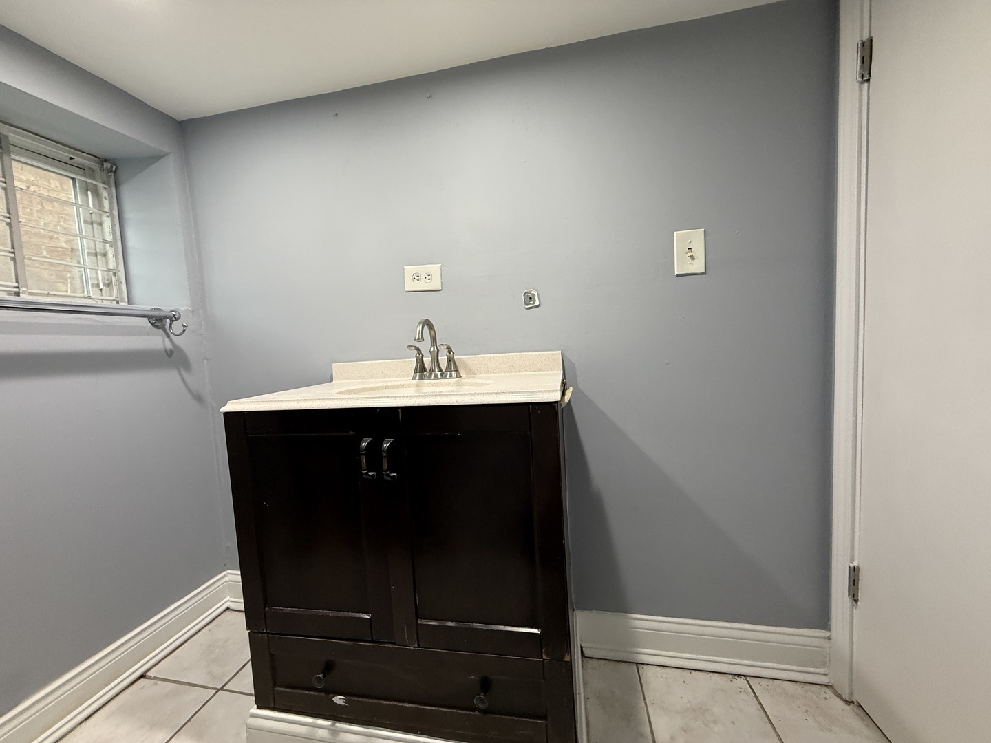 2133 W 71st Street, Chicago, IL 60636