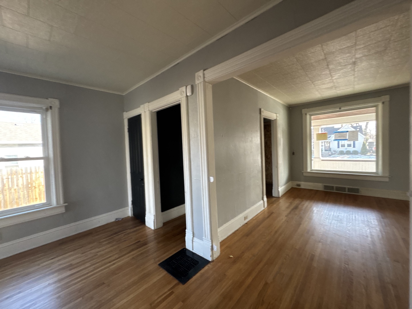 522 E Superior Street, Ottawa, IL 61350