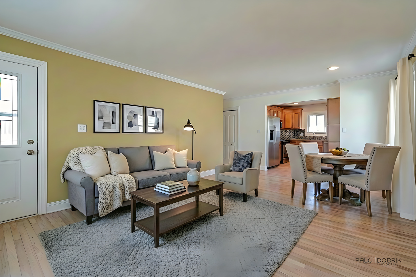 222 Prospect Avenue, Mundelein, IL 60060