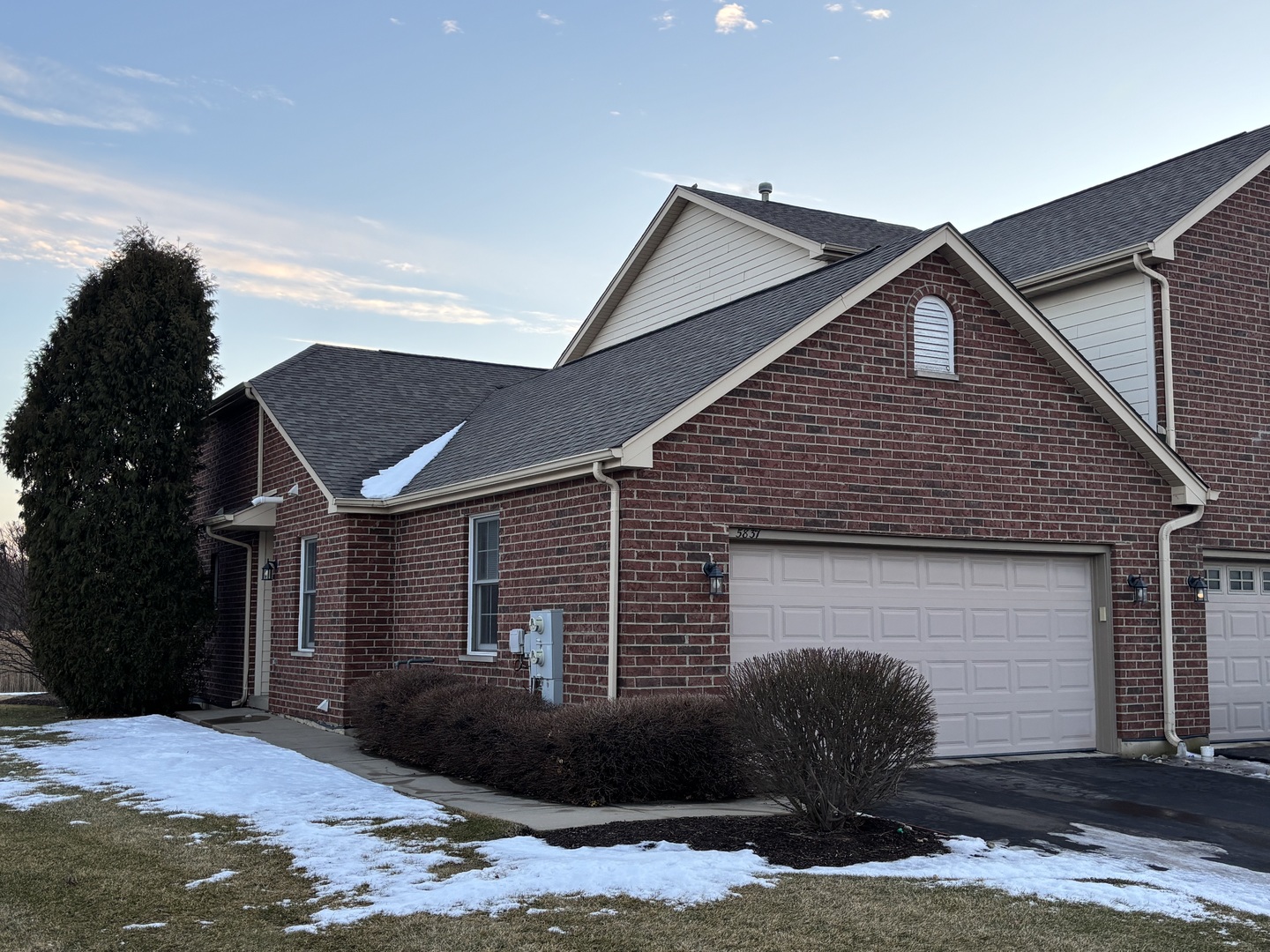 5837 Fieldstone Trail, McHenry, IL 60050