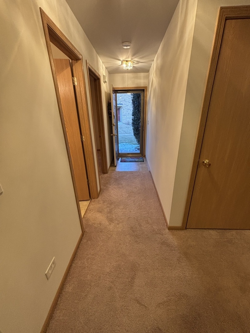 5837 Fieldstone Trail, McHenry, IL 60050