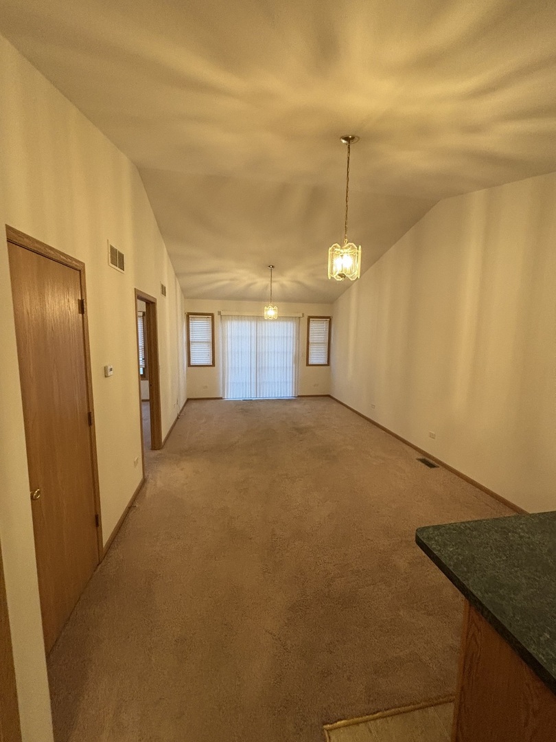 5837 Fieldstone Trail, McHenry, IL 60050