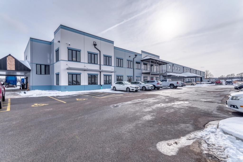 1 Paarlberg Road, Glenwood, IL 60425