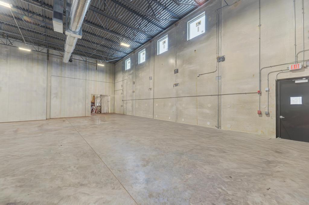 1 Paarlberg Road, Glenwood, IL 60425