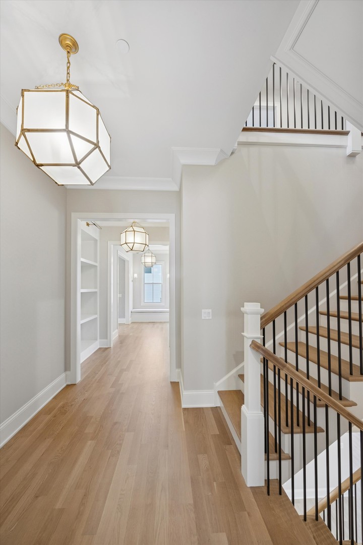 1116 Pin Oak Drive, Western Springs, IL 60558