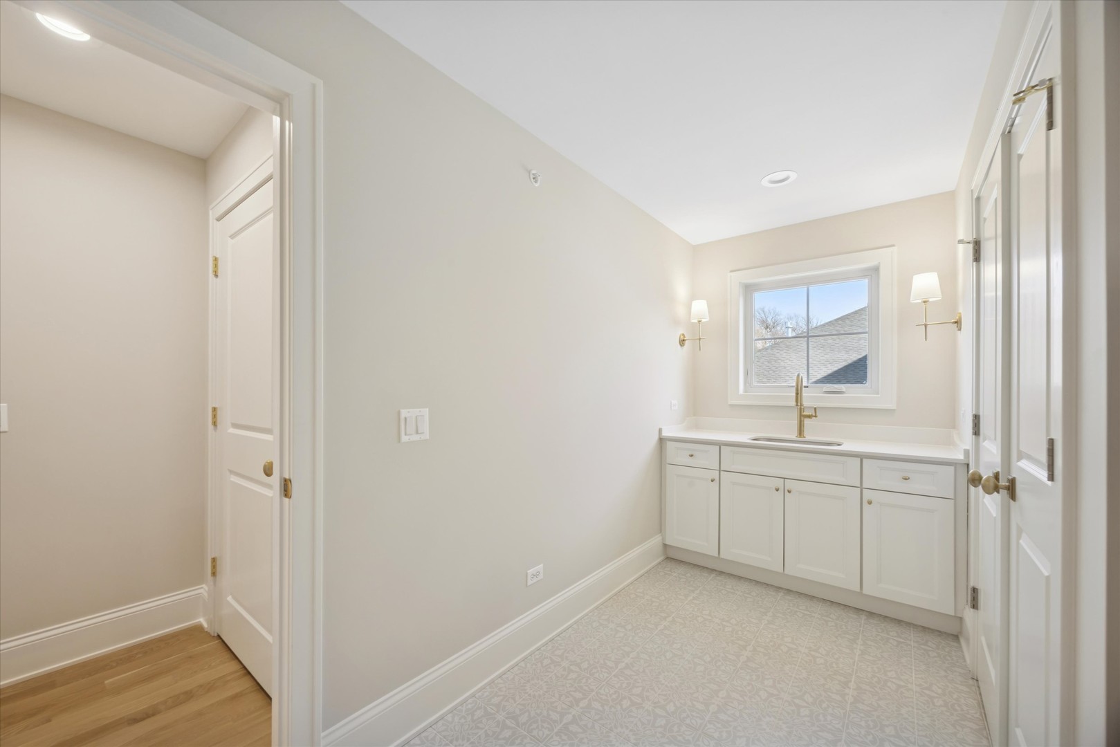 1116 Pin Oak Drive, Western Springs, IL 60558