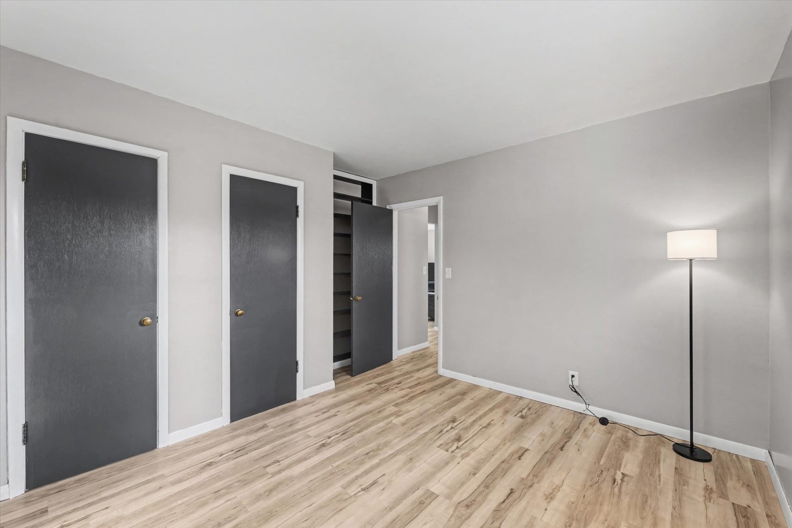 401 Oak Drive, Roberts, IL 60962