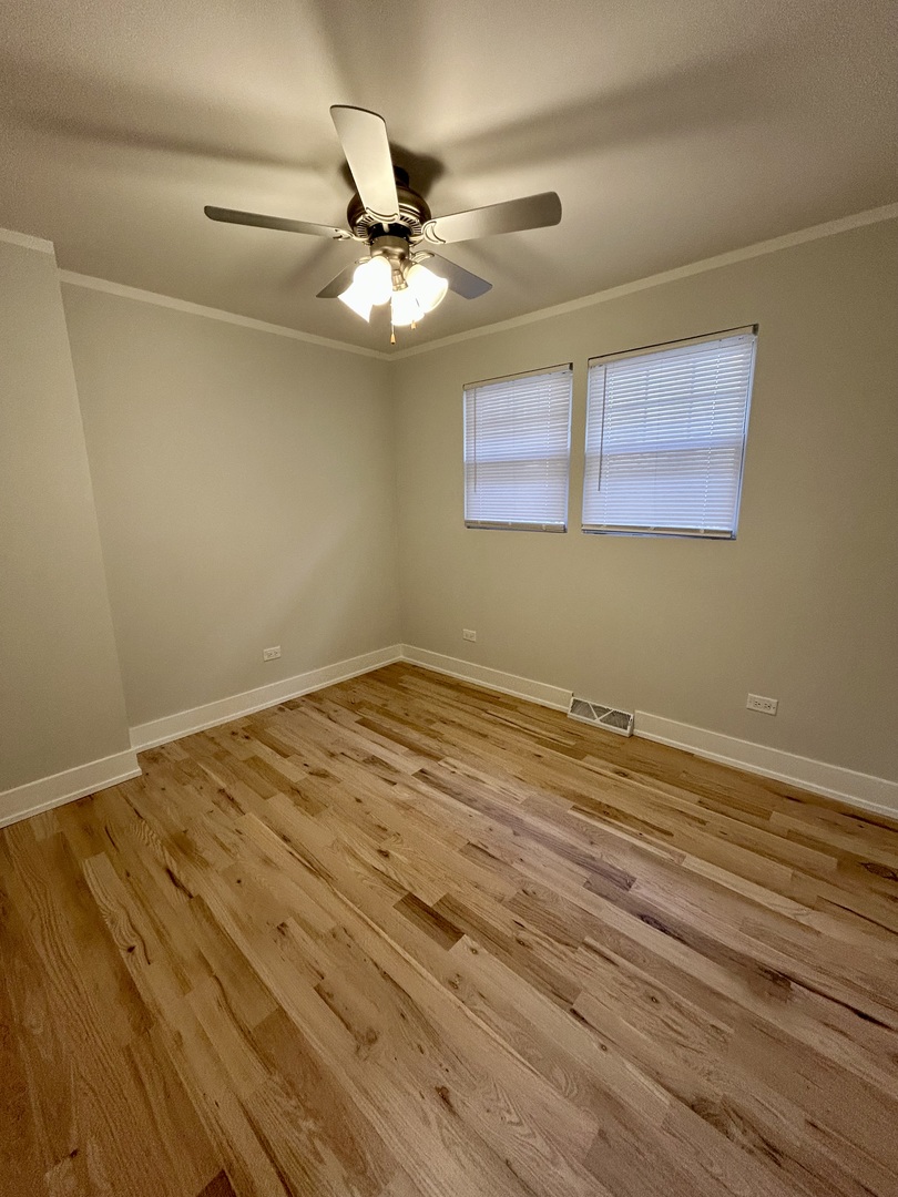 6755 S Bell Avenue, Chicago, IL 60636