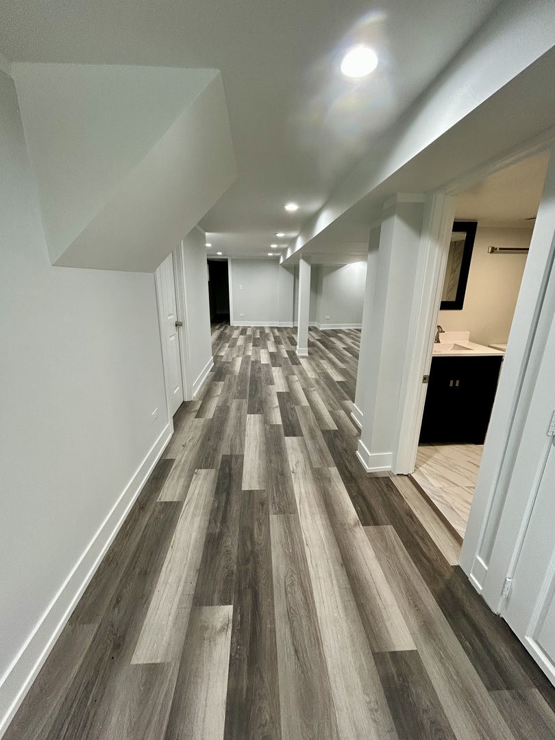 6755 S Bell Avenue, Chicago, IL 60636