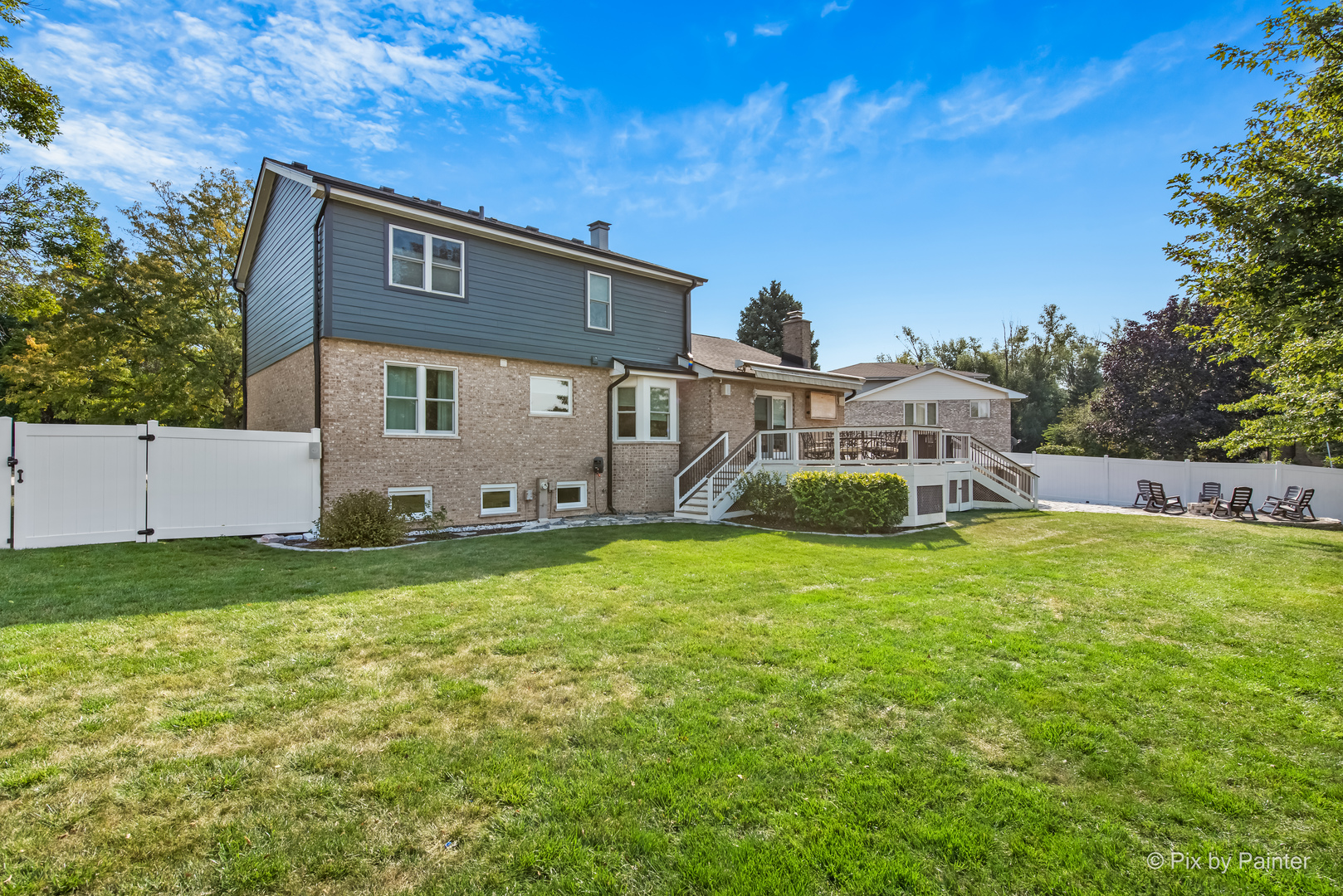 20W425 Peters Court, Downers Grove, IL 60516