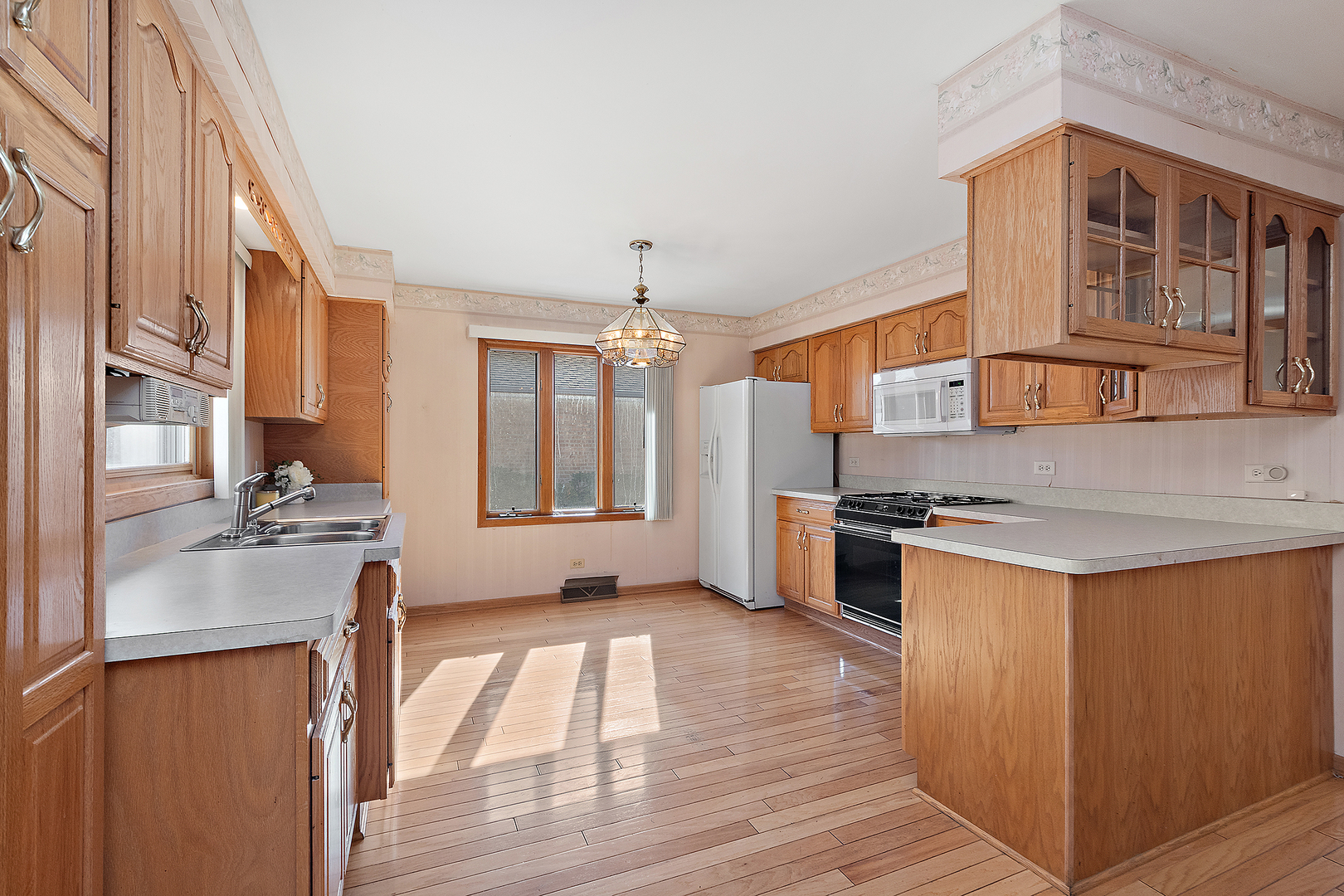 11015 S Natchez Avenue, Worth, IL 60482