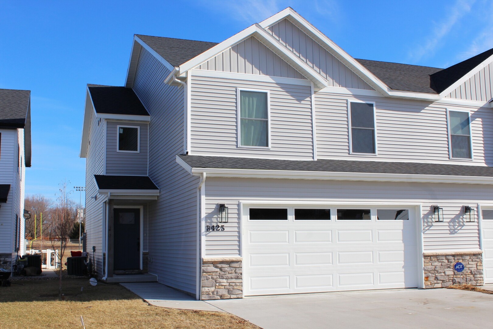 425 Jenny Lane #B, Heyworth, IL 61745