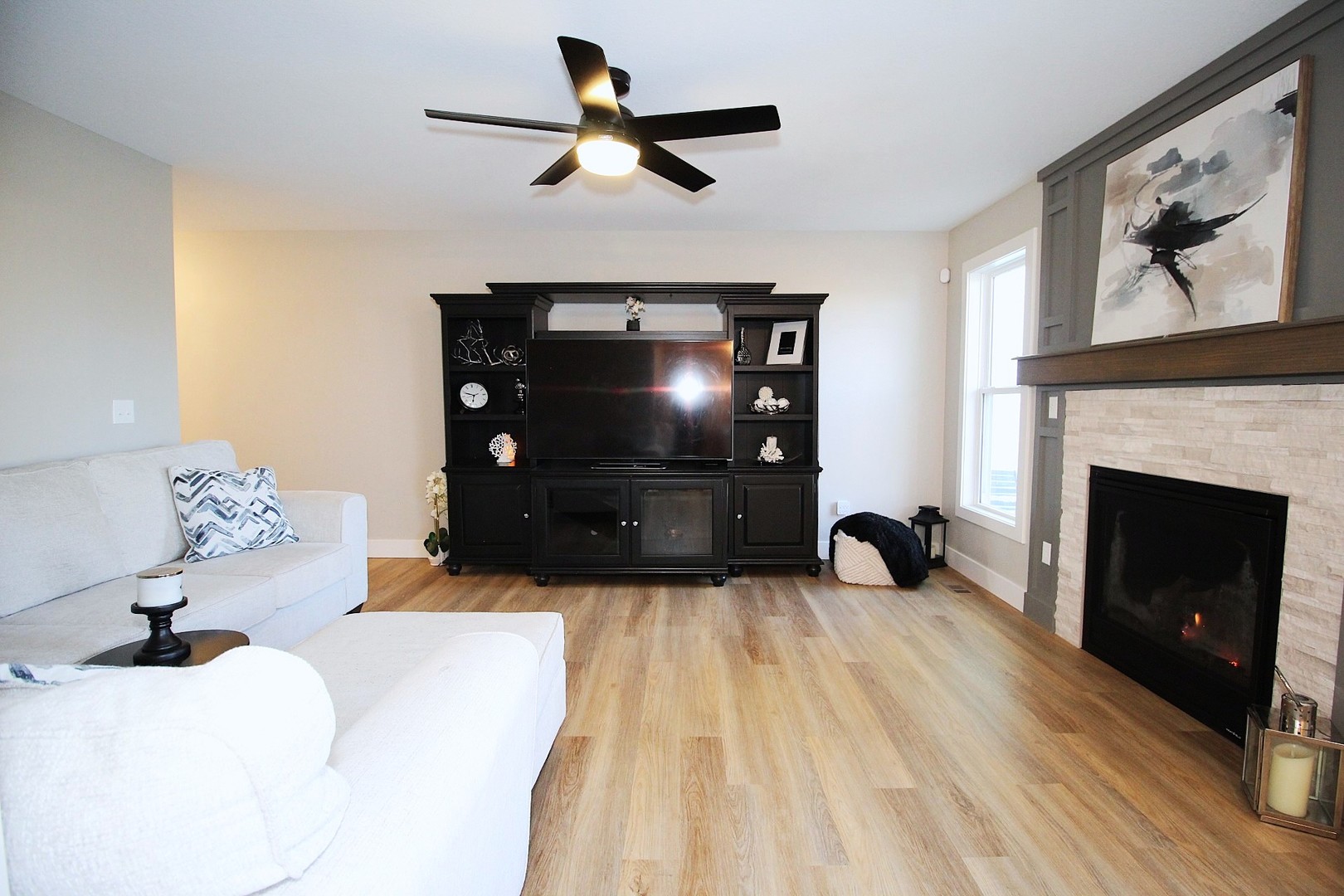 425 Jenny Lane #B, Heyworth, IL 61745