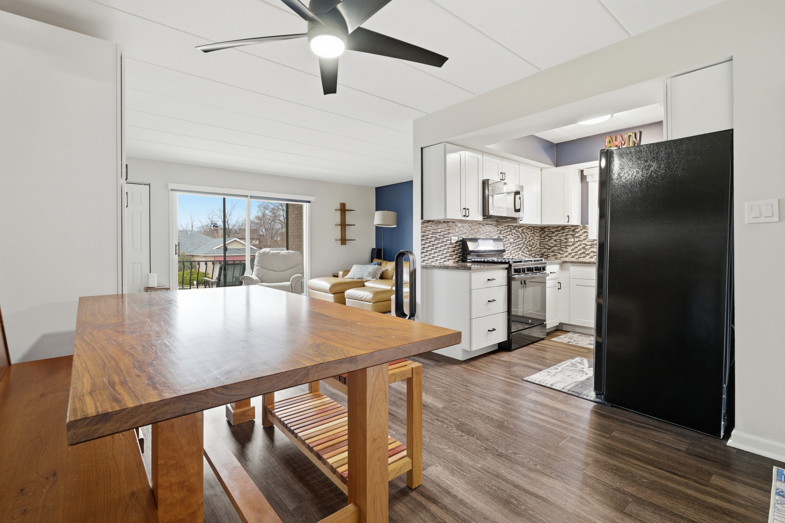 14655 Lamon Avenue #2N, Midlothian, IL 60445