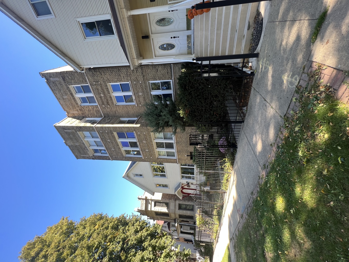 2439 N Francisco Avenue #3, Chicago, IL 60647