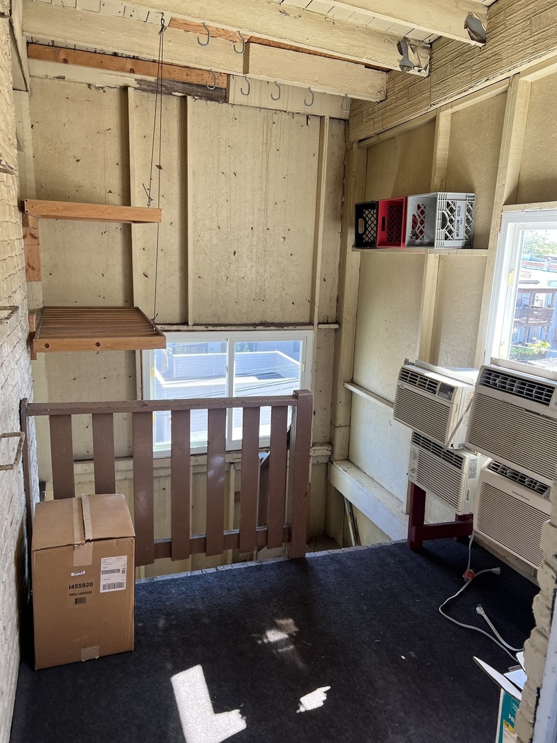 2439 N Francisco Avenue #3, Chicago, IL 60647