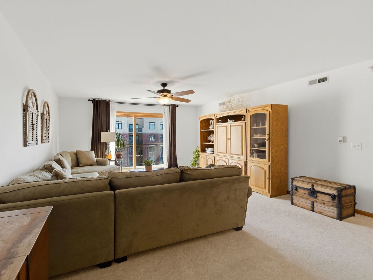 10 S Wille Street #603, Mount Prospect, IL 60056