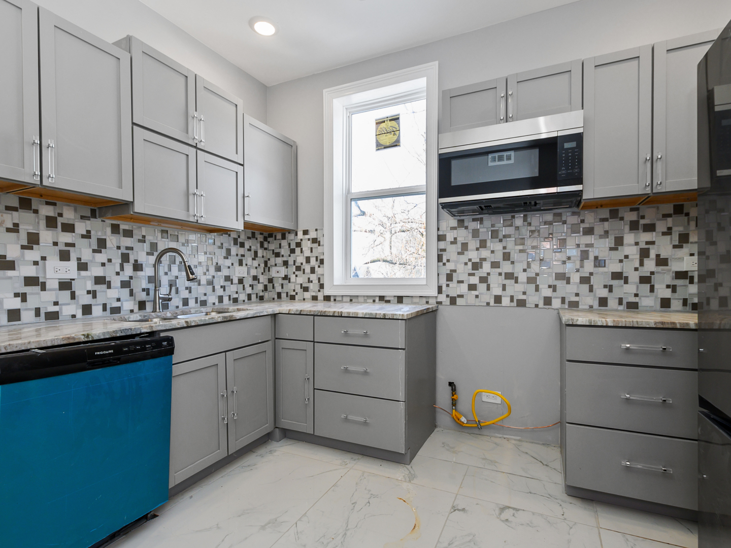 7305 S Sangamon Street, Chicago, IL 60621