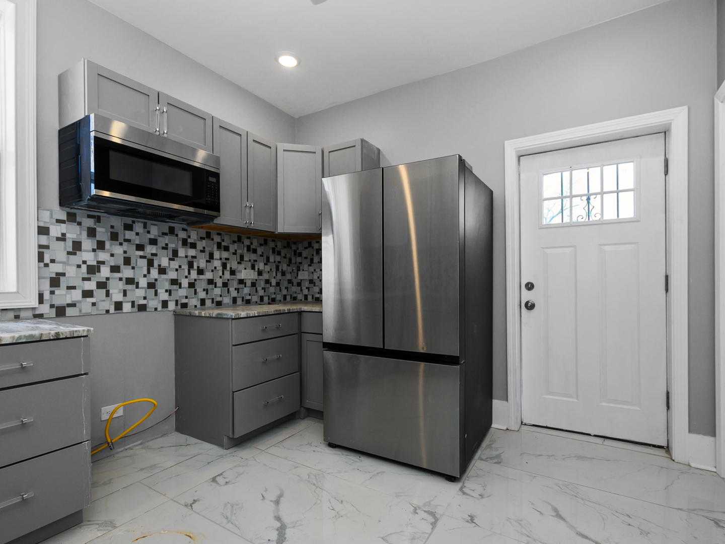 7305 S Sangamon Street, Chicago, IL 60621