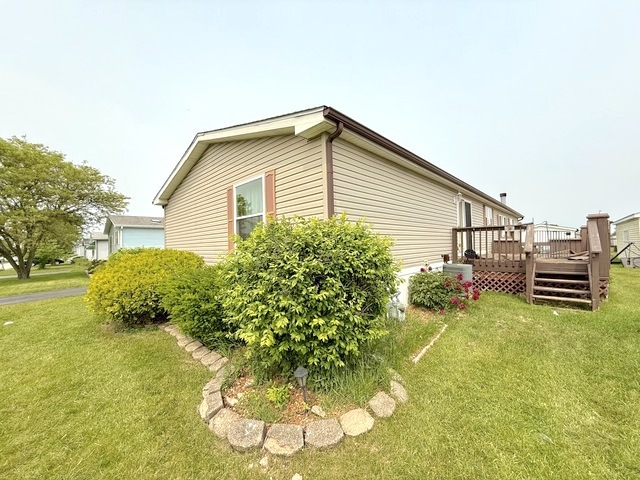 9 Swallow Lane, Beecher, IL 60401