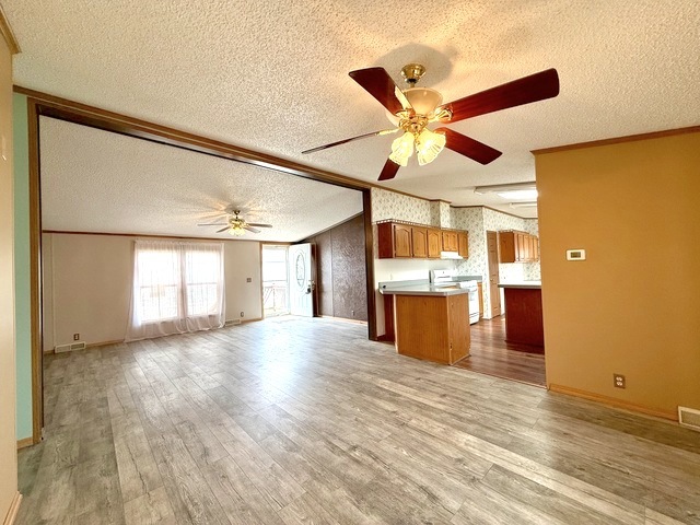 9 Swallow Lane, Beecher, IL 60401