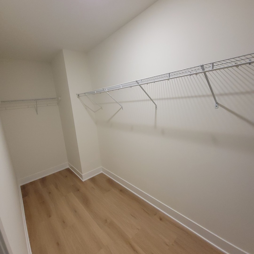 2174 Sky Harbor Drive, New Lenox, IL 60451