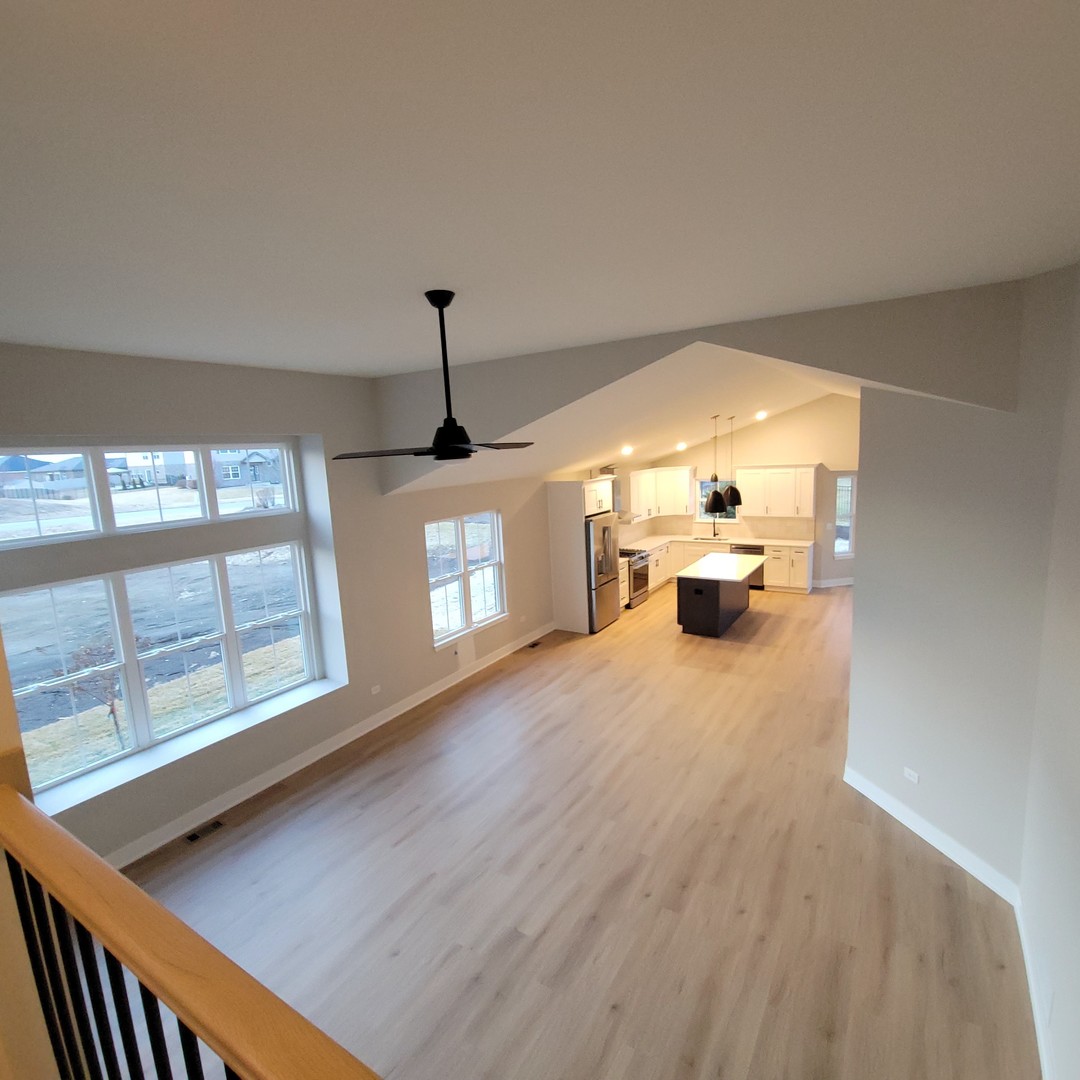 2174 Sky Harbor Drive, New Lenox, IL 60451