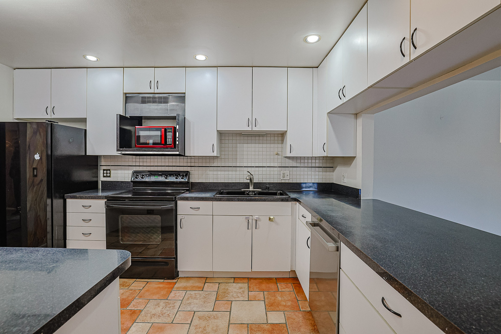 2650 BROOKWOOD Way #313, Rolling Meadows, IL 60008