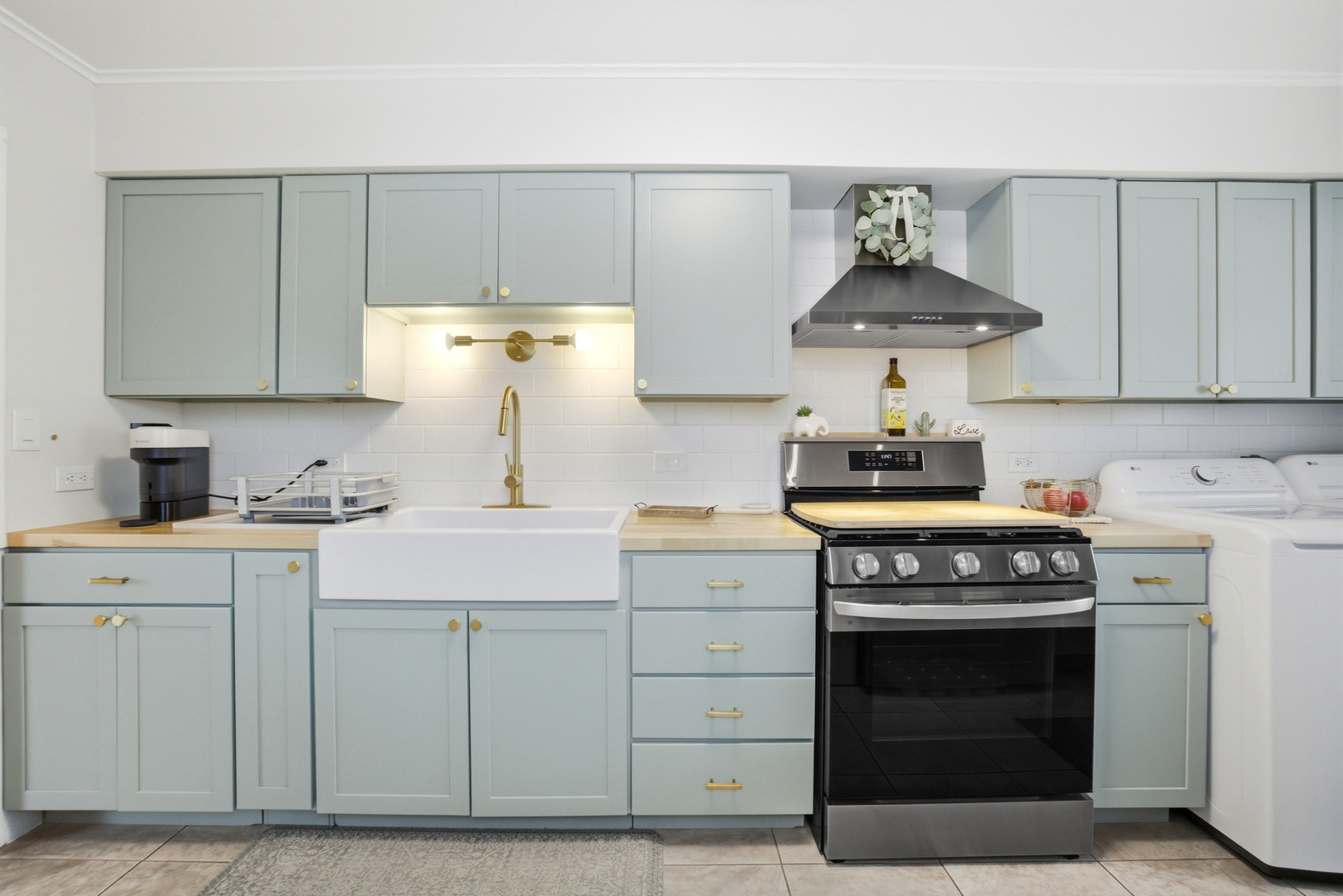 353 E Norman Lane, Wheeling, IL 60090