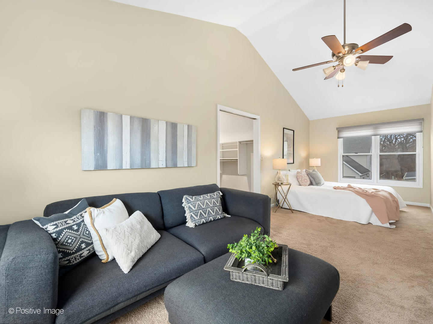 202 Pine Tree Lane, La Grange Park, IL 60526