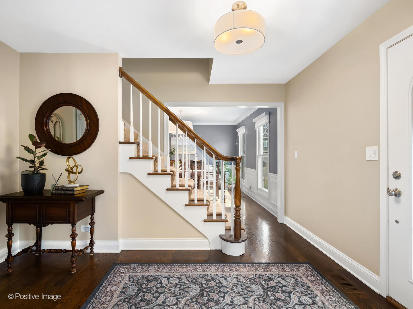 202 Pine Tree Lane, La Grange Park, IL 60526